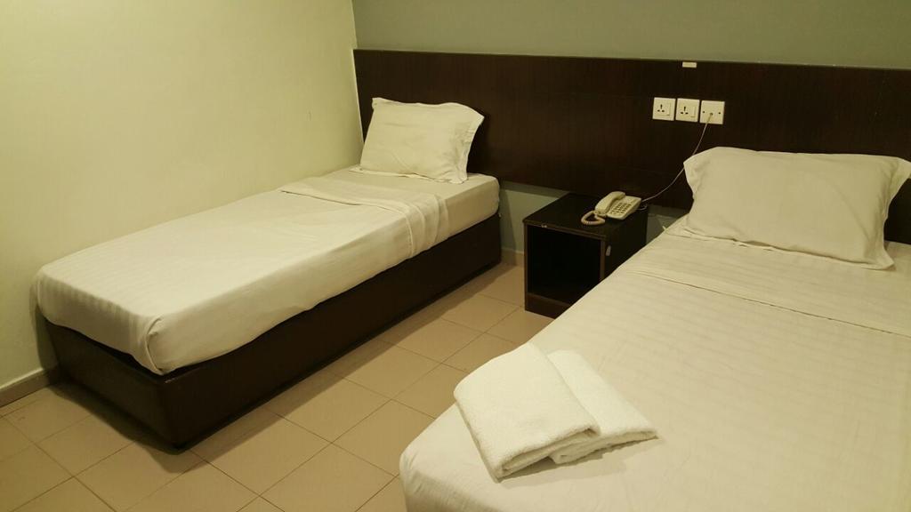 Tiong Nam Hotel Пасір-Ґуданґ Екстер'єр фото